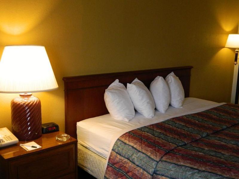 Quality & Conference Center Inn